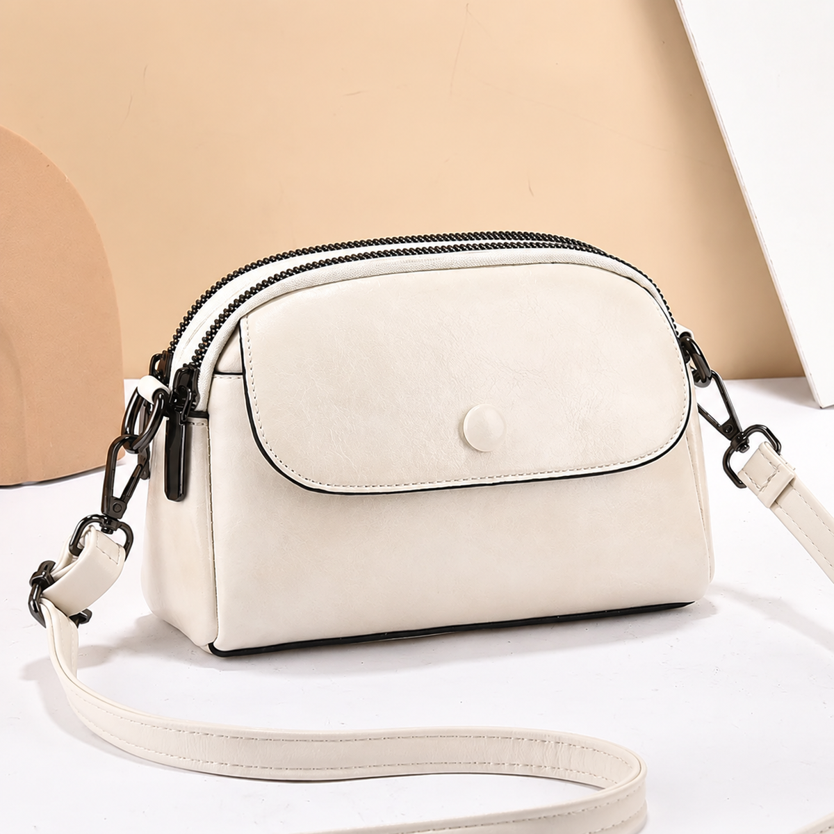 Poppy - Multi-Pocket Crossbody Bag
