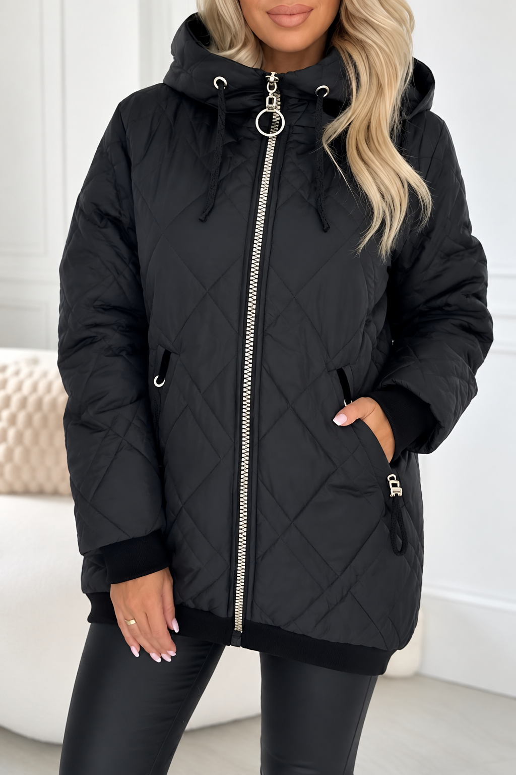 Rolande™ | Lightweight Warmth Without the Bulk