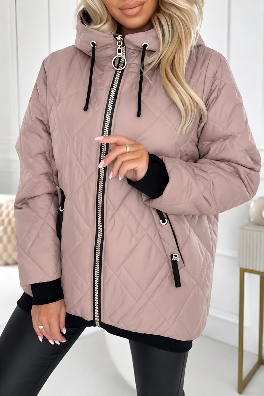 Rolande™ | Lightweight Warmth Without the Bulk