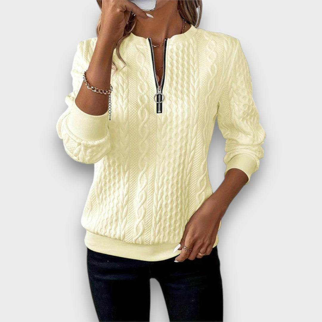 Solena – Zippered Pullover in Twisted Knit