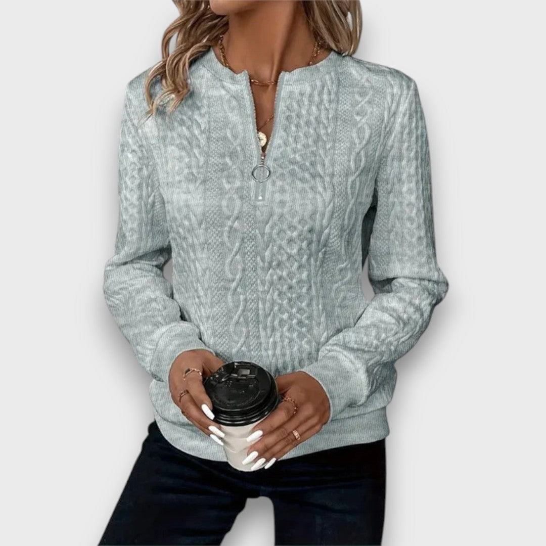 Solena – Zippered Pullover in Twisted Knit