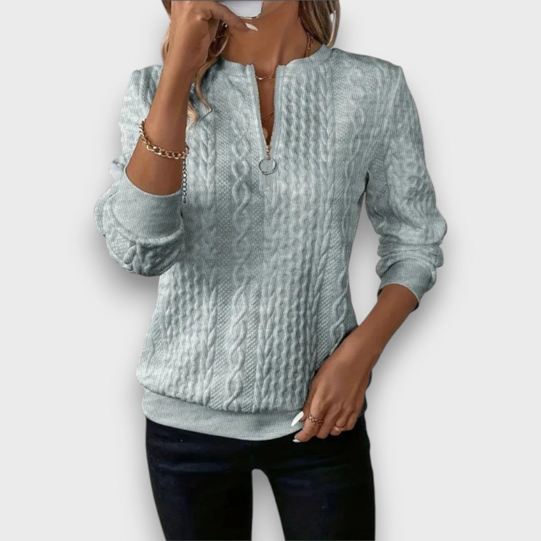 Solena – Zippered Pullover in Twisted Knit