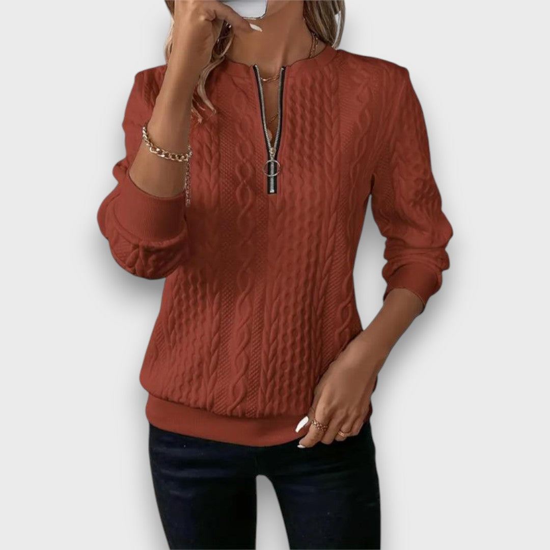 Solena – Zippered Pullover in Twisted Knit